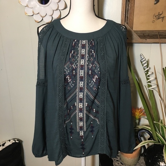 Knox Rose Tops - Knox Rose long shoulder peek a boo sleeve top